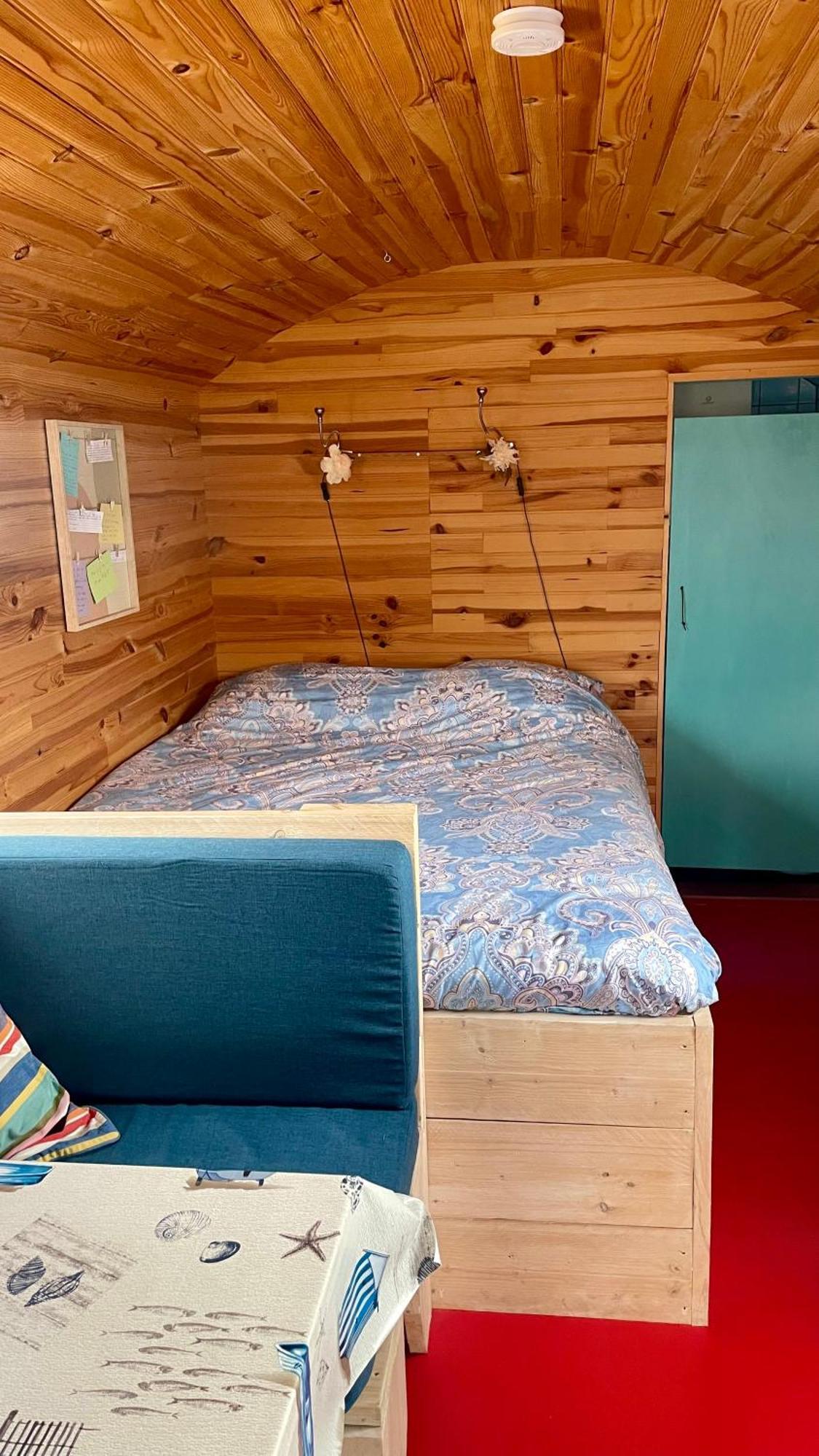 Island Sleeping Hotel Aalsmeer Ngoại thất bức ảnh