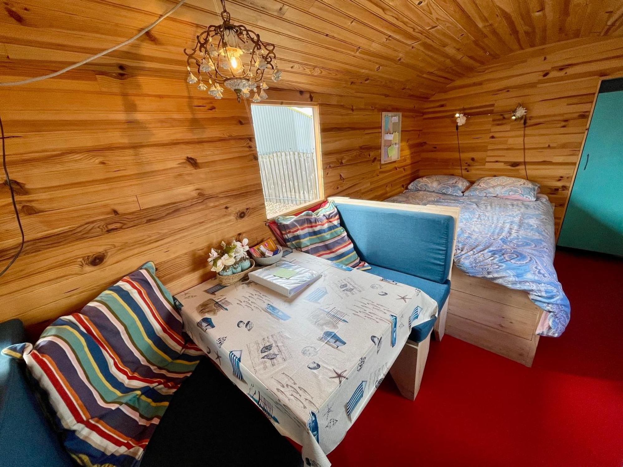 Island Sleeping Hotel Aalsmeer Ngoại thất bức ảnh